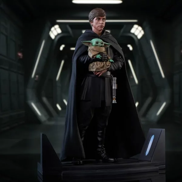 STAR WARS PREMIER COLLECTION MANDALORIAN LUKE & GROGU STATUE