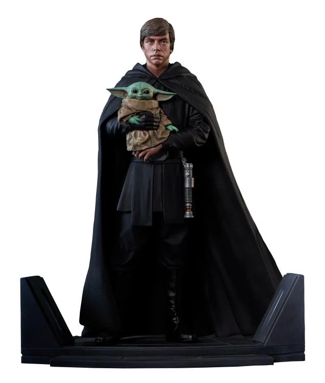 STAR WARS PREMIER COLLECTION MANDALORIAN LUKE & GROGU STATUE